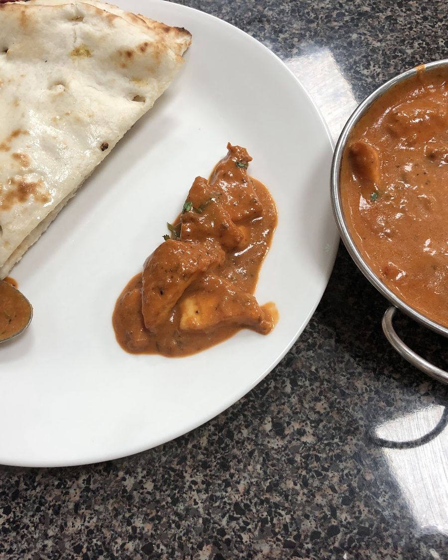 Butter chicken with naan