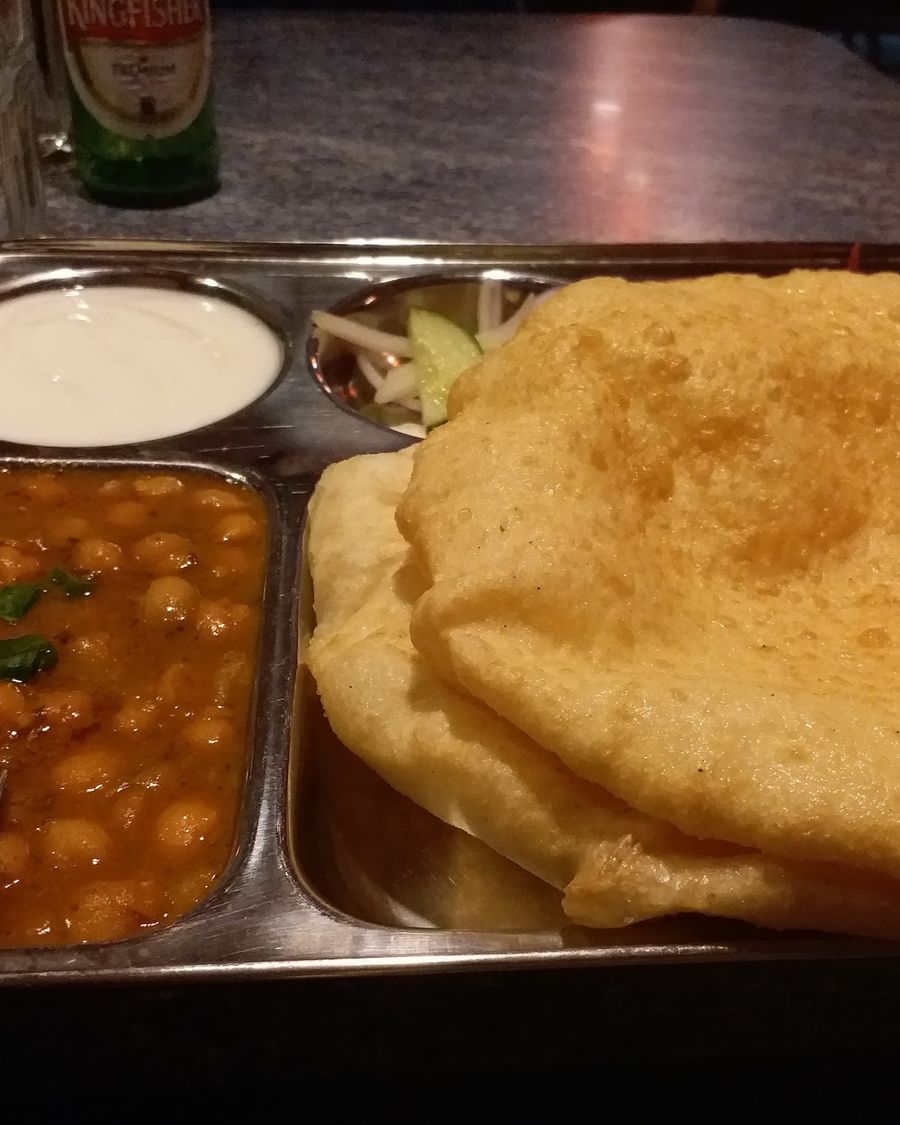 Chana bhatura platter